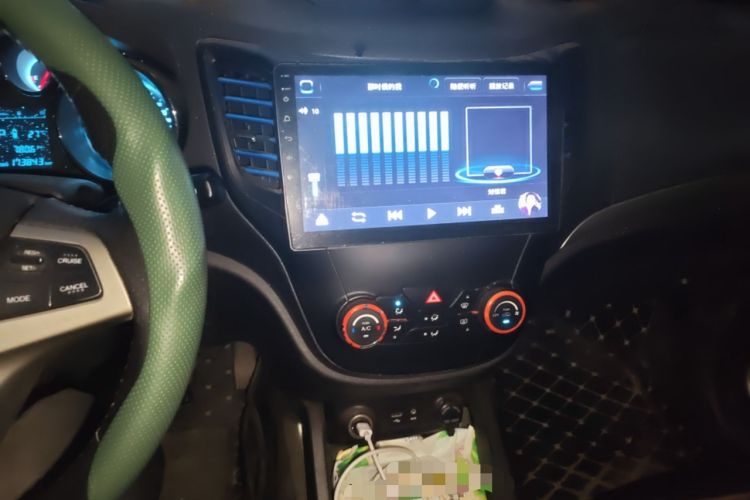 Used CHANGAN CS35 2012 1.6L Automatic Luxury Version China IV Standard
