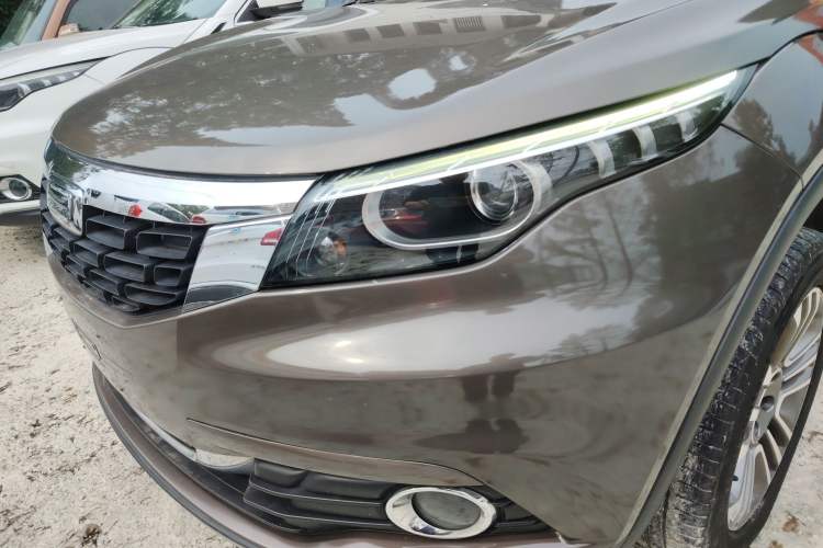 Used Qoros 5 2017 1.6T Automatic Prestige Model