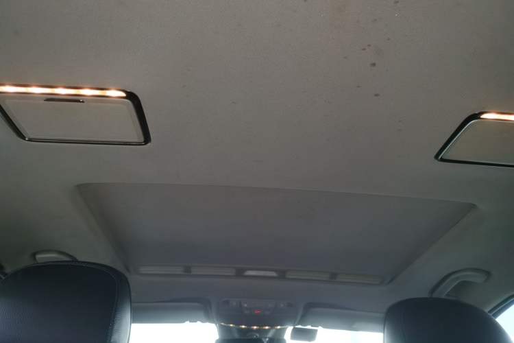 Used Mercedes-Benz E-Class 2017 E 300 L Sporty and Stylish Model Headliner