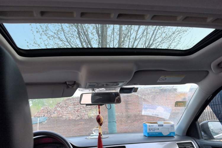 Used Volkswagen Santana 2015 1.6L Manual Comfort Edition Headliner