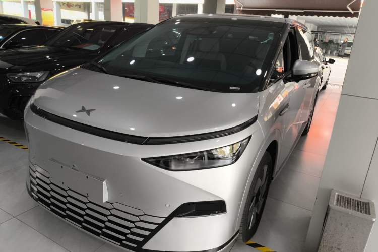 Used XPeng X9 2024 610 Long-Range Pro