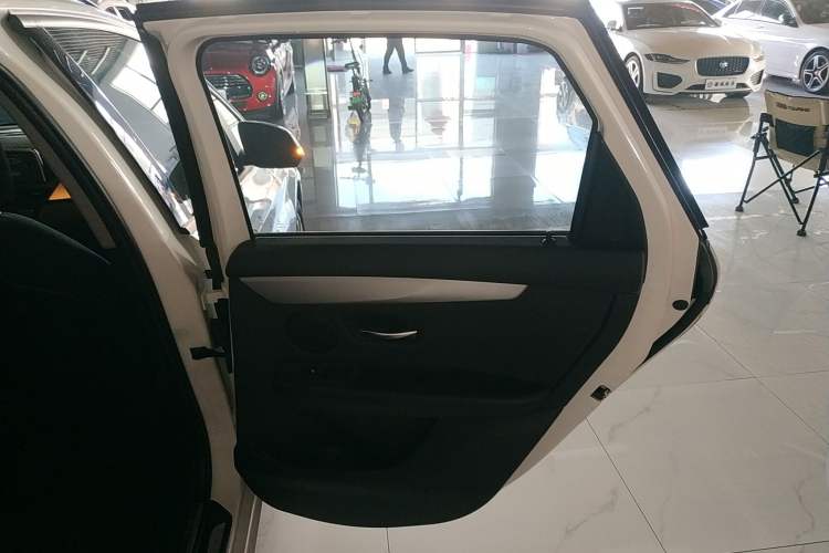 Used BMW 2 Series Active Tourer 2016 218i Leading Model
