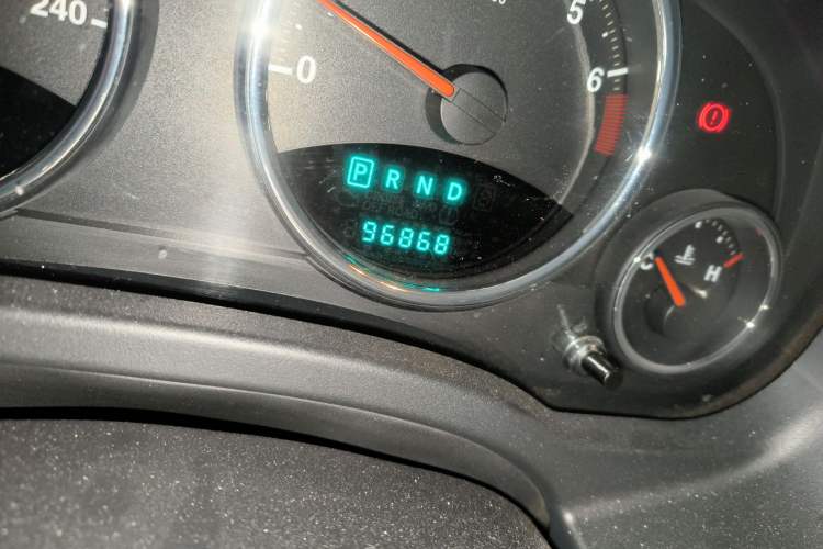 Used Jeep Compass 2012 2.4L Four-Wheel Drive Urban Edition
