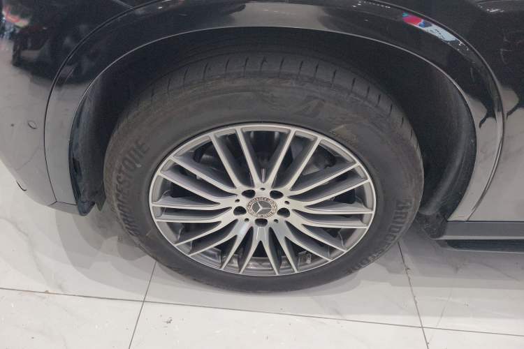 Used Mercedes-Benz GLC 2023 GLC 300 L 4MATIC Dynamic 7-Seater