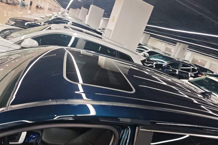 Used Toyota Wildlander 2020 2.0L CVT Two-Wheel Drive Luxury Edition Roof