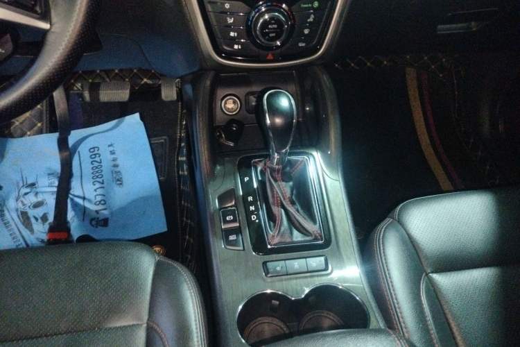 Used Changan CS75 2017 Shangkui Edition 1.8T Automatic All-Wheel-Drive Prestige Model
