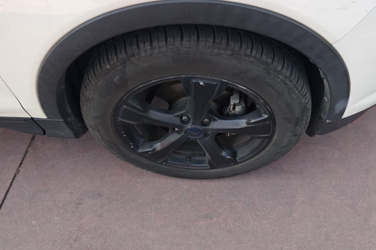 Used Ford Kuga 2017 EcoBoost 180 Two-Wheel-Drive Tiger Leap Model