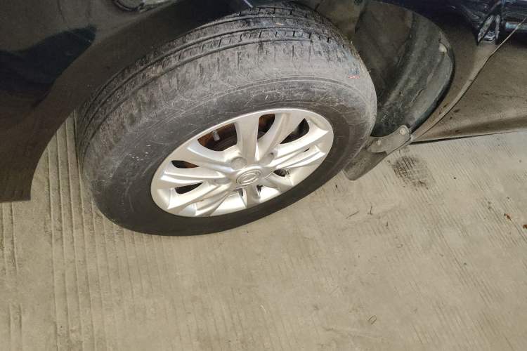 Used FORTHING Lingzhi 2020 M5L 2.0L Luxury 7-Seater