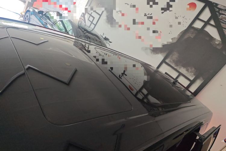 Used Denza D9 2022 DM-i 1040 Prestige Model
