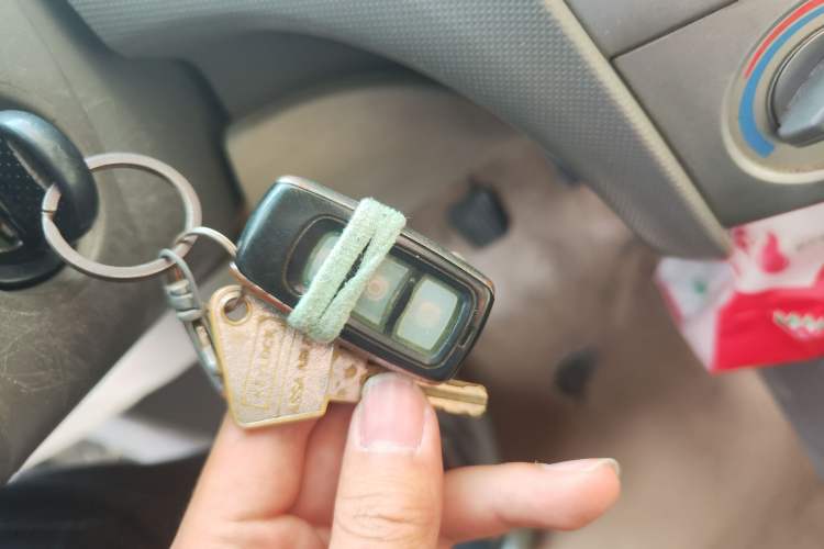 Used Chevrolet Sail 2013 Sedan 1.4L Manual Elegance Edition