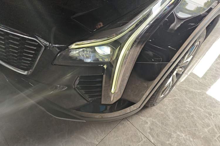 Used Cadillac XT4 2022 28T Two-Wheel Drive Prestige Version
