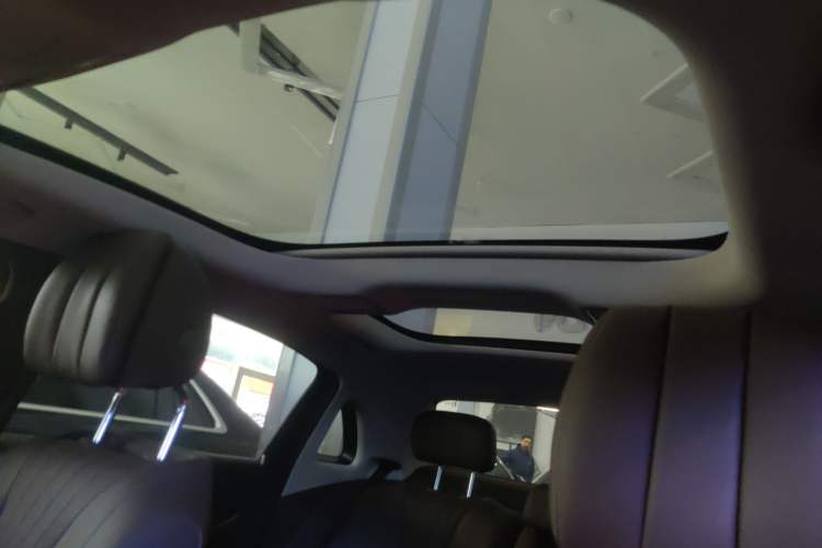 Used Mercedes-Benz E-Class New Energy 2022 Restyled E 350 e L Plug-in Hybrid Sedan