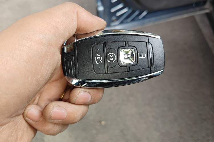Used Lincoln MKX 2018 2.0T Two-Wheel Drive Deluxe Edition Vehicle Key