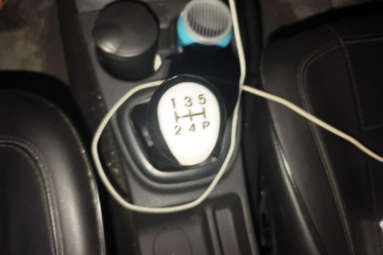 Used Dongfeng Fengon 330 2019 1.5L Manual Utility Grade I China VI
