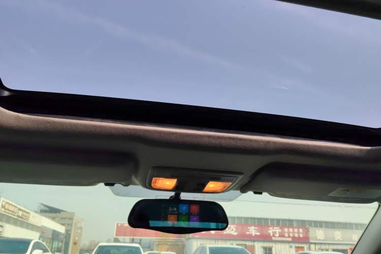 Used Honda Civic 2016 220TURBO CVT Luxury Edition
