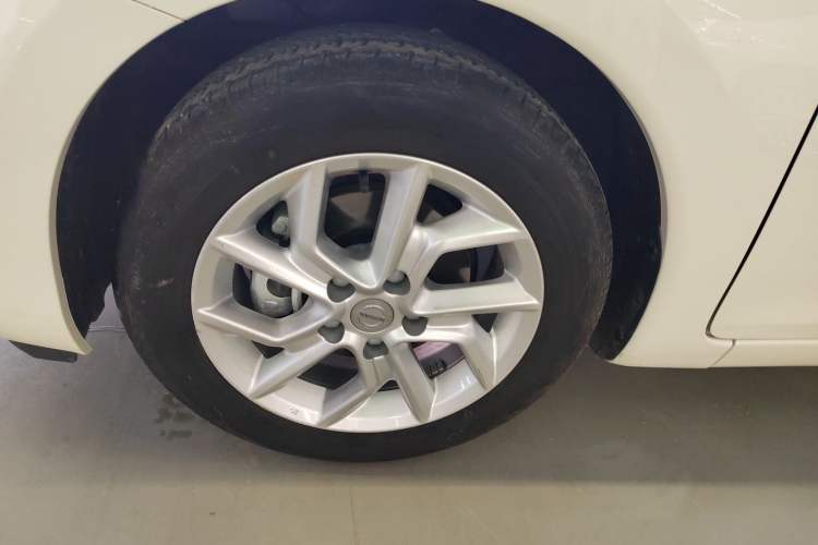 Used Nissan Tiida 2023 1.6L CVT Smart Drive Version
