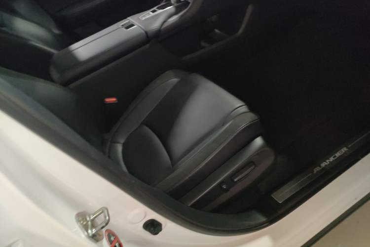 Used Honda Avancier 2017 240TURBO Two-Wheel Drive Comfort Version