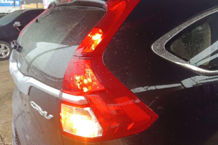 Used Honda CR-V 2016 2.0L two-wheel drive Urban Edition Right Rear Taillight