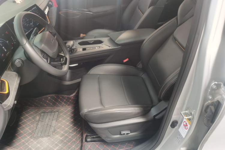 Used CHANGAN OSHAN X5 PLUS 2023 1.5T DCT Excellence Edition Left Front Seat