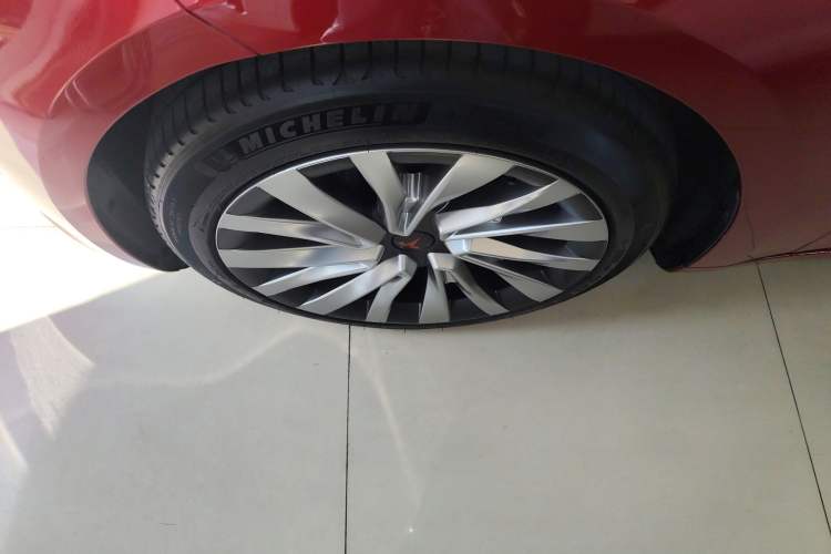 Used Tesla Model 3 2023 Long-Range All-Wheel-Drive Version