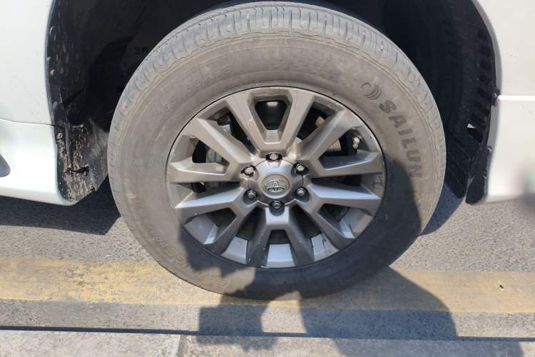 Used Toyota Prado 2019 3.5L Automatic TX-L Deluxe Edition with Rear-Mounted Spare Tire
