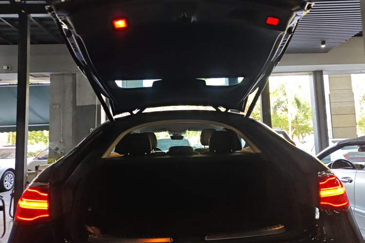 Used Mercedes-Benz GLE Coupe 2017 GLE 320 4MATIC Coupe SUV