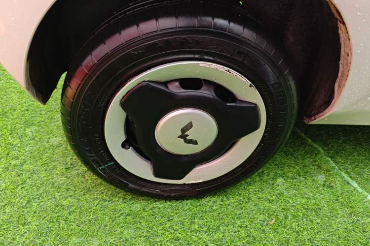 Used Wuling Hongguang MINIEV 2022 Macaron Fashion Model Lithium Iron Phosphate