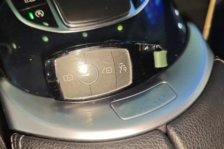 Used Mercedes-Benz C-Class 2019 C 260 Sport Edition 4MATIC Vehicle Key