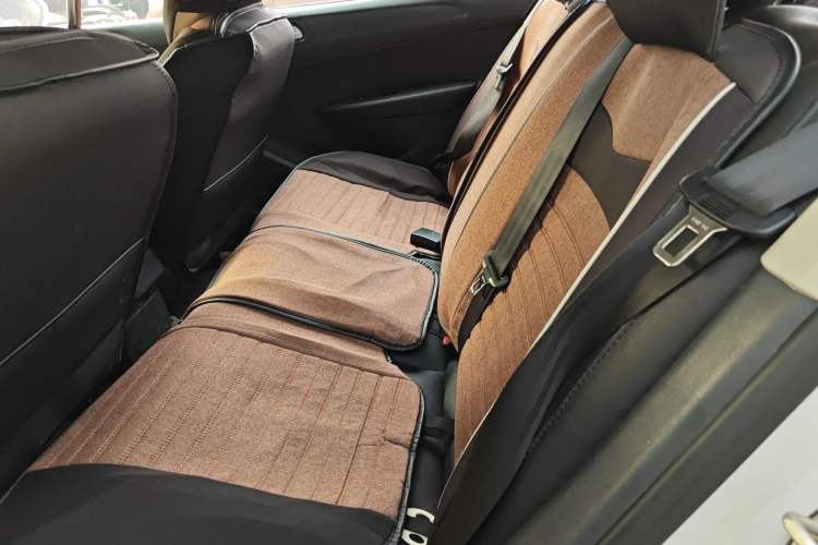 Used Peugeot 308 2014 Enjoy Edition Classic 1.6L Manual YouShang Model Left Rear Seat