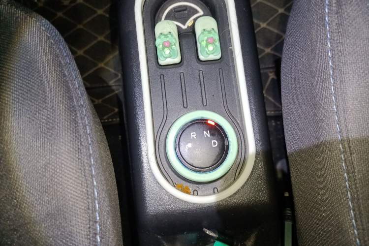 Used Wuling Hongguang MINIEV 2022 Easy Version Lithium-NMC Gear Lever