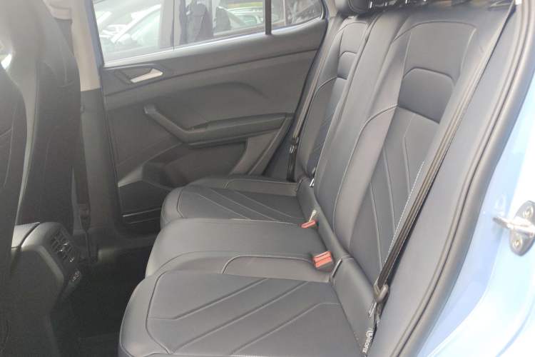 Used Volkswagen Tharu 2025 NewRui 300TSI Prestige Edition
