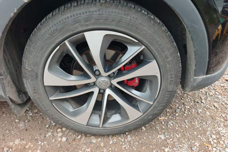 Used Brilliance V7 2018 280T DCT Luxury Model 5 Seats Right Front Wheel Hub