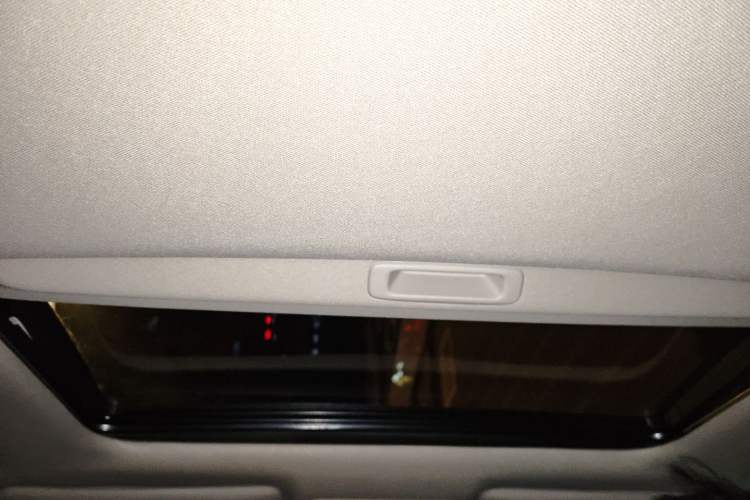 Used Honda Civic 2023 HATCHBACK 2.0L eHEV Extreme Edition Headliner