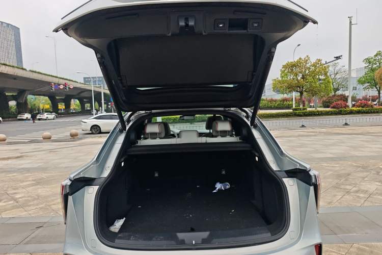 Used Honda e:NS2 2024 Light-Chasing Version Trunk