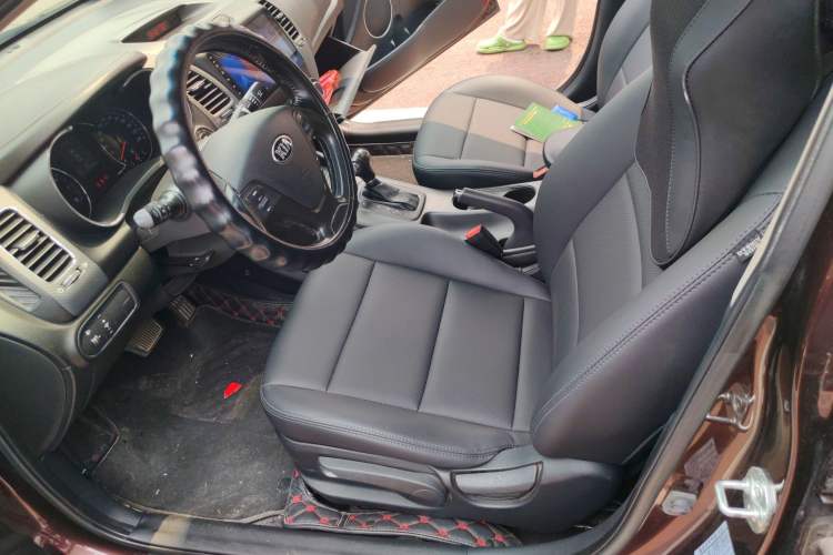 Used Kia K3 2013 1.6L Automatic GLS Left Front Seat