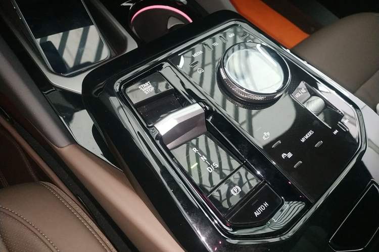 Used BMW 5 Series 2025 530Li Leading Model M Sport Package