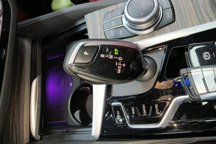 Used BMW 5 Series 2022 Restyled 530Li Leading Edition M Sport Package
