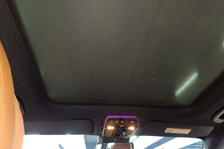 Used Mercedes-Benz GLC 2024 Facelifted GLC 260 L 4MATIC Luxury Version 5 Seats