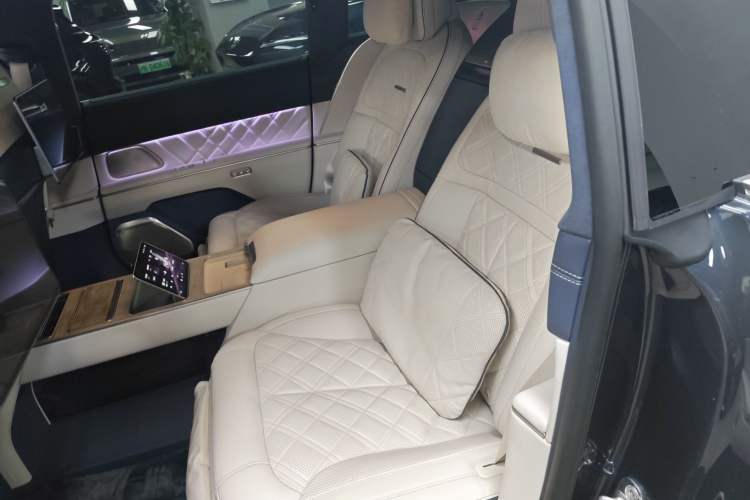 Used Nio ET9 2025 100kWh Signature Edition