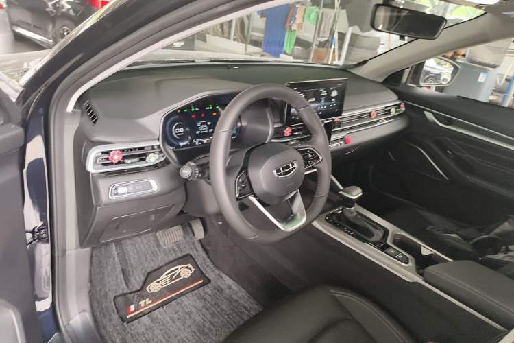 Used Geely Auto Emgrand 2022 4th Generation 1.5L CVT Luxury Model