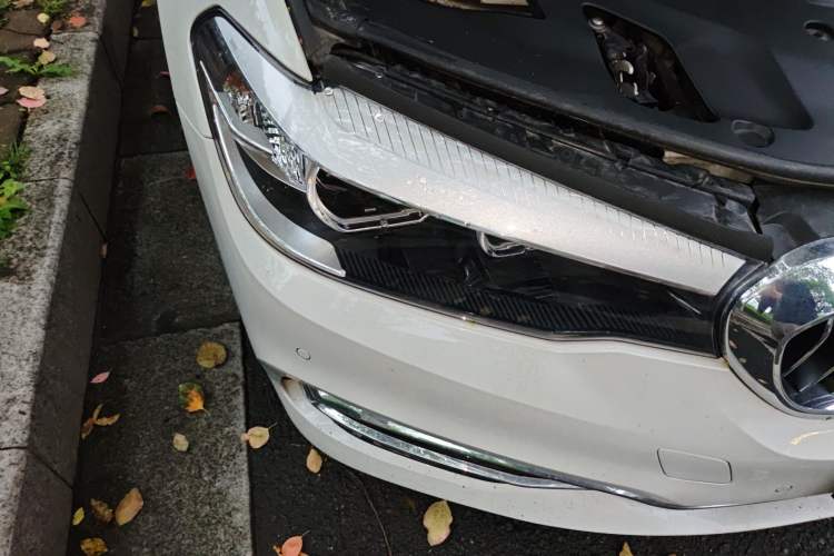 Used BMW 5 Series 2019 525Li Luxury Package Right Front Headlight