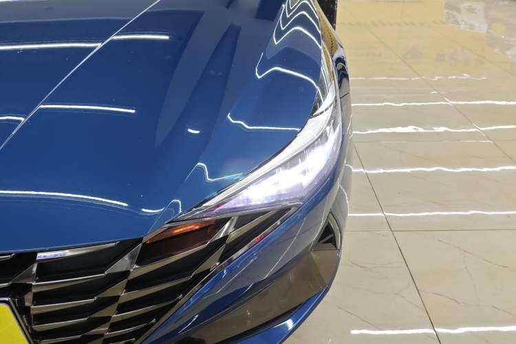 Used Hyundai Elantra 2021 1.5L CVT LUX Prestige Edition Left Front Headlight