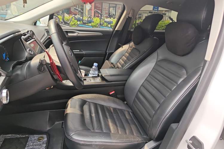 Used Ford Mondeo 2017 EcoBoost 180 Stylish Model Left Front Seat