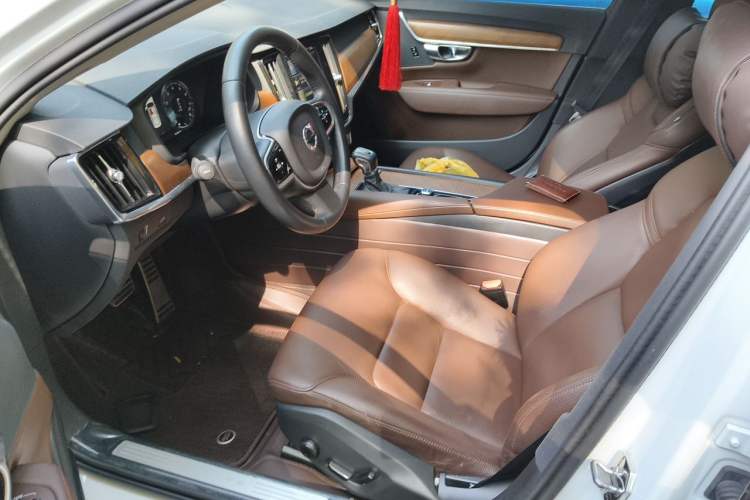 Used Volvo S90 2017 T5 Smart Luxury Edition