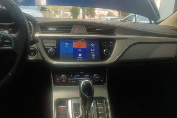 Used Geely Auto Emgrand GL 2017 1.3T DCT Elite Model
