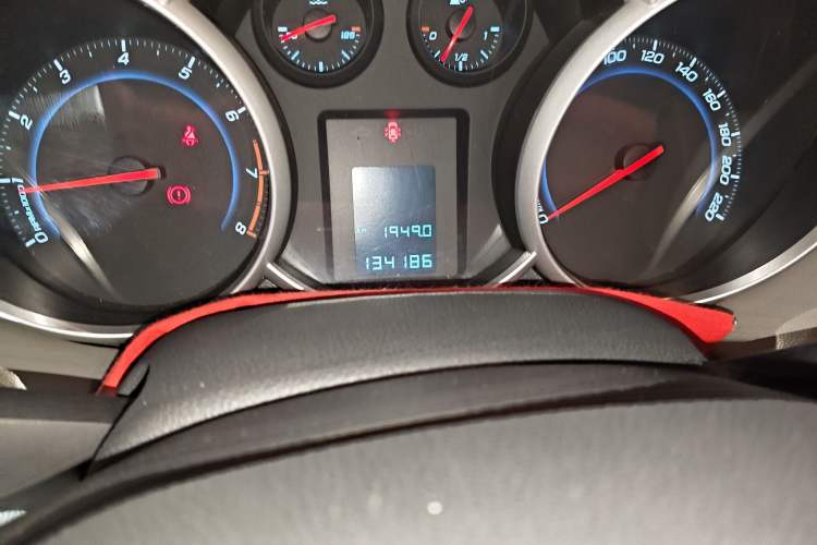 Used Chevrolet Cruze 2013 1.6L SL MT
