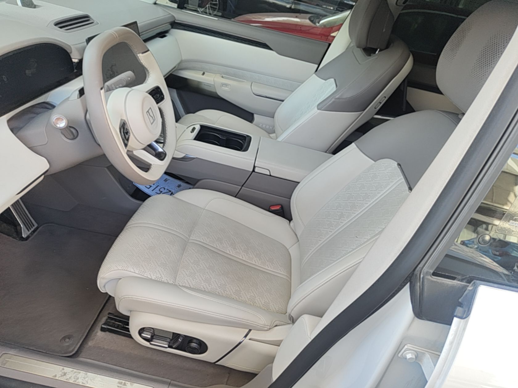Zeekr 7X 2025 75 kWh Rear-Wheel Drive Intelligent Driving Version — снимка 17
