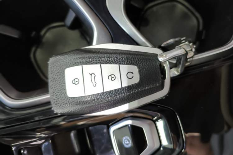 Used Geely Auto FX11 2023 1.5TD DCT Prestige Edition
