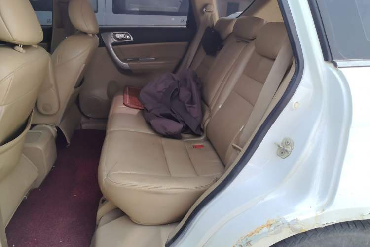 Used Haval H6 2011 2.0L Manual Two-Wheel Drive Urban Version
