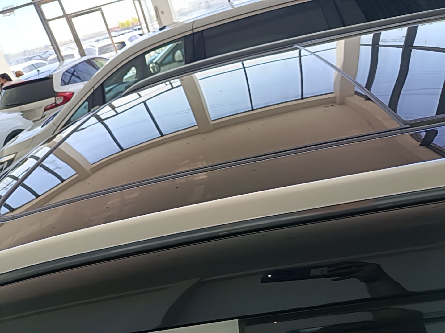 Hongqi HS3 2023 1.5T Two-Wheel Drive Shanwei Edition — снимка 7